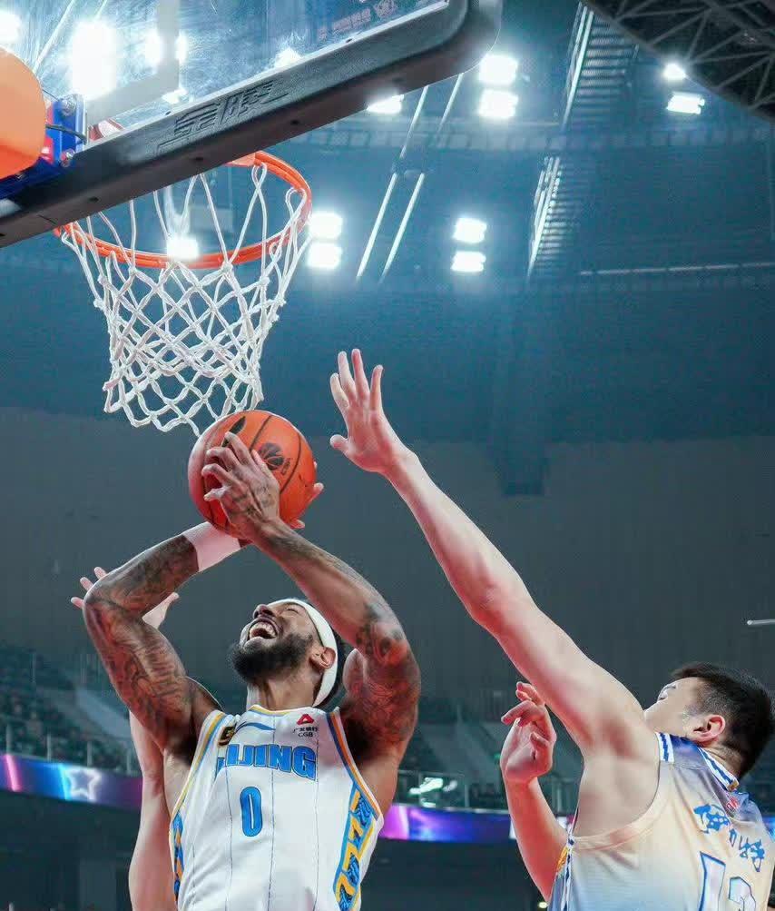 NBA球队在训练中精益求精,迎接比赛挑战的简单介绍 NBA球队在训练中精益求精,迎接比赛挑战的简单介绍