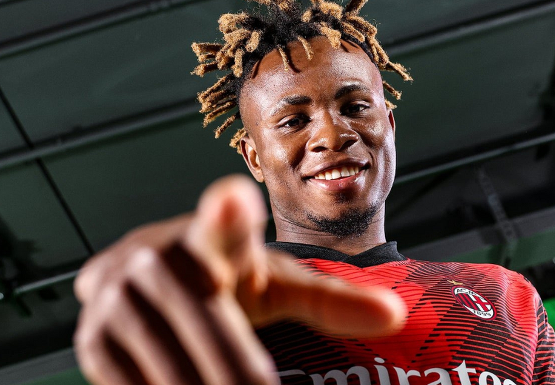 AC米兰签约一位年轻有潜力的前锋 AC米兰签约一位年轻有潜力的前锋