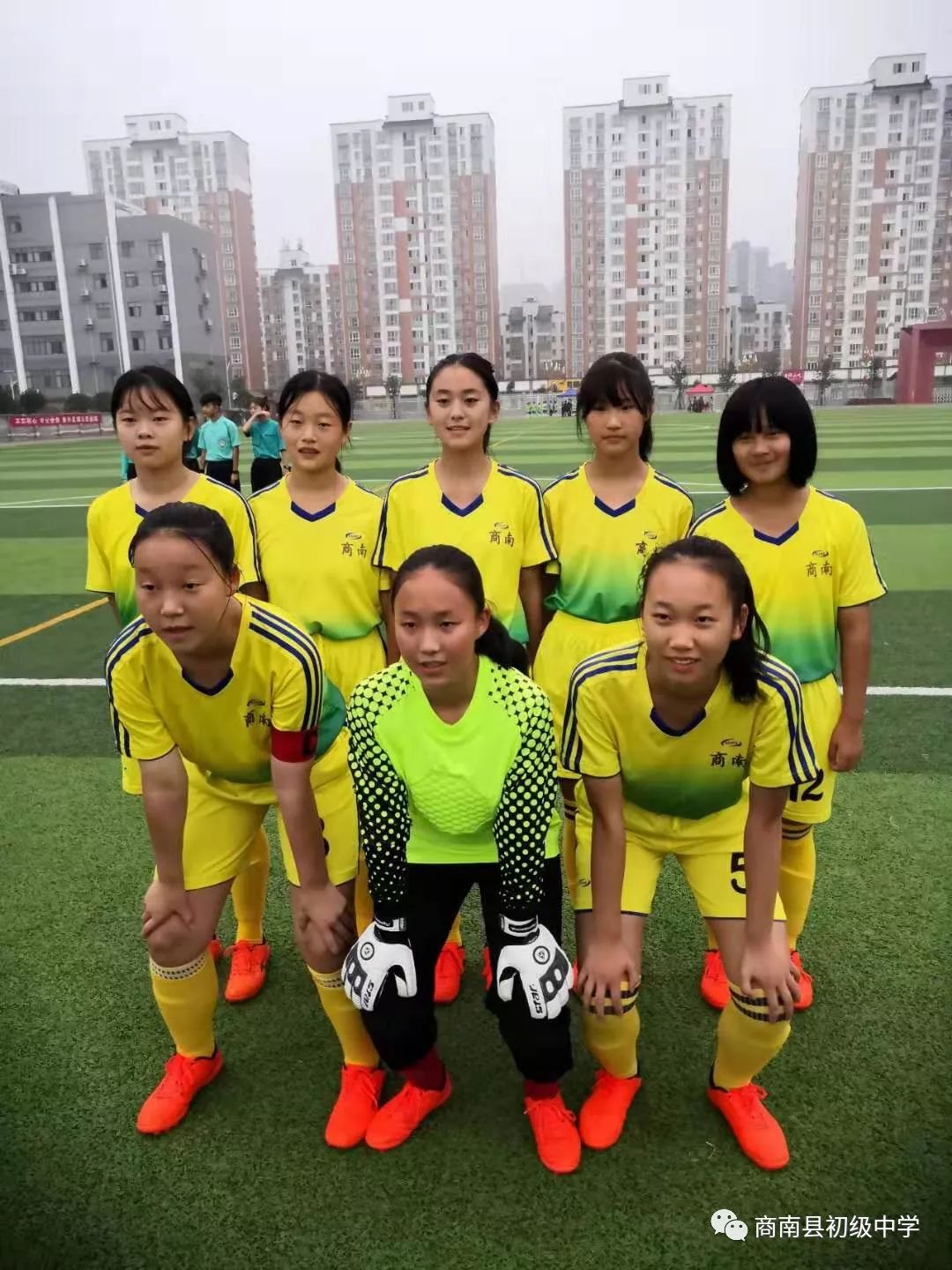 怒放青春：女足比赛展现实力与风采的简单介绍