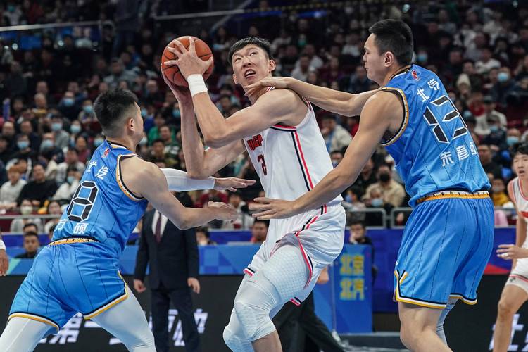 世俱杯改制-包含中国篮球职业联赛实施赛事改革,提升竞争激烈程度的词条