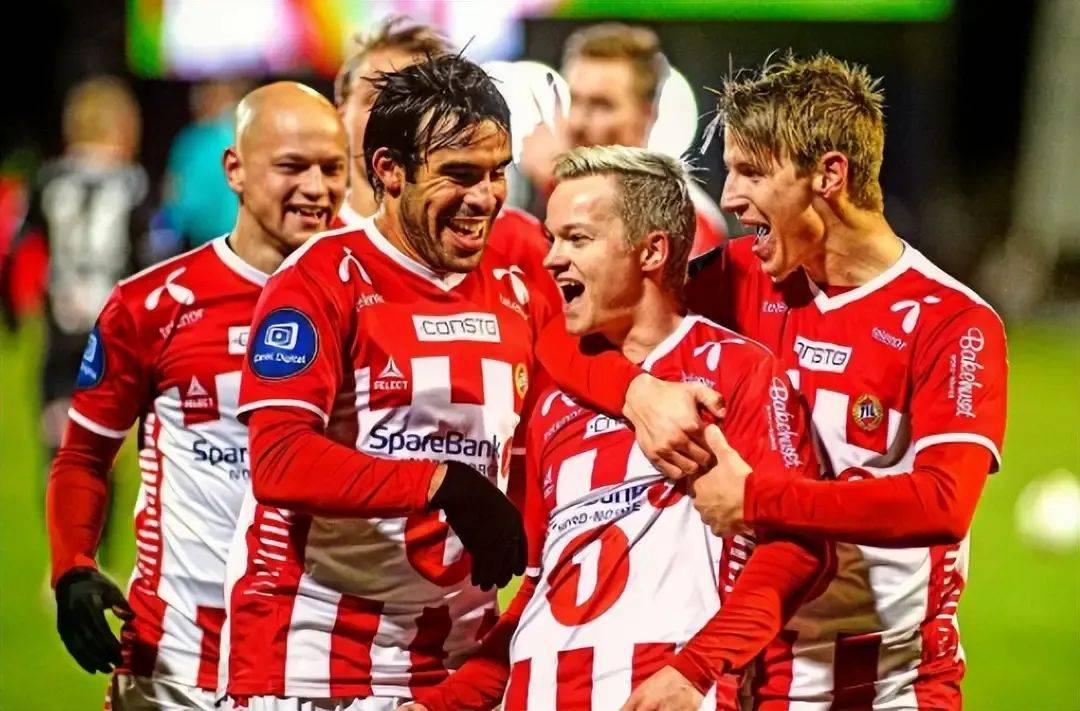 罗姆打破僵局,主场三球轻松晋级 罗姆打破僵局,主场三球轻松晋级