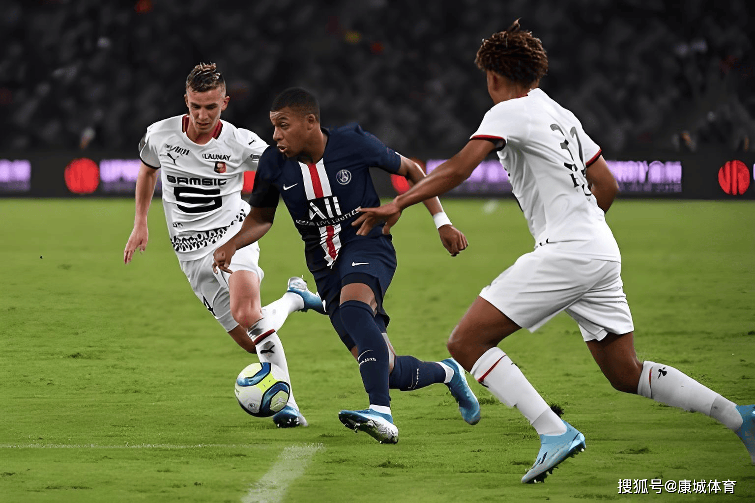 世俱杯分组-黄金联赛揭幕战!法国队对决西班牙队,场面一触即发!的简单介绍