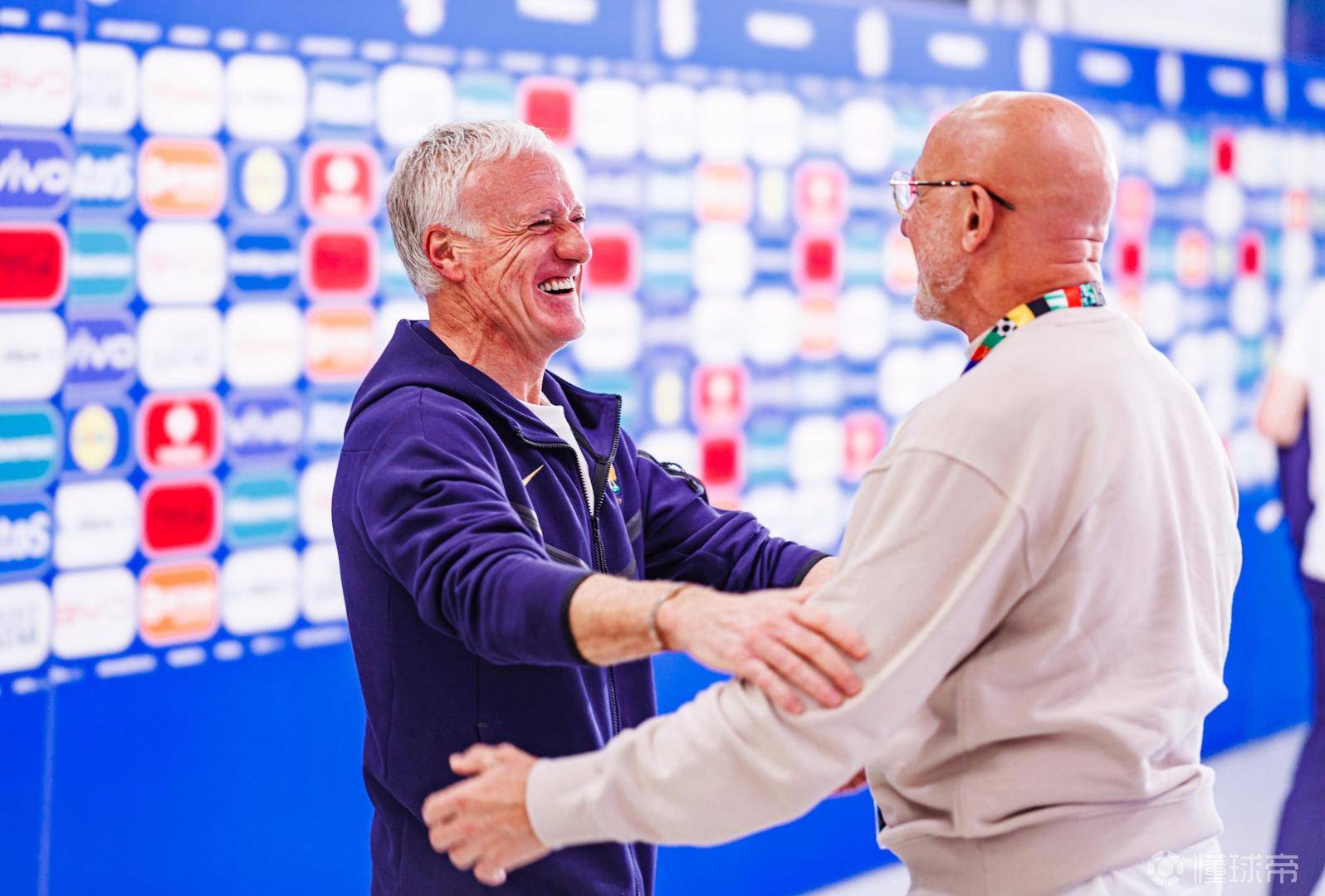 黄金联赛揭幕战！法国队对决西班牙队，场面一触即发！的简单介绍