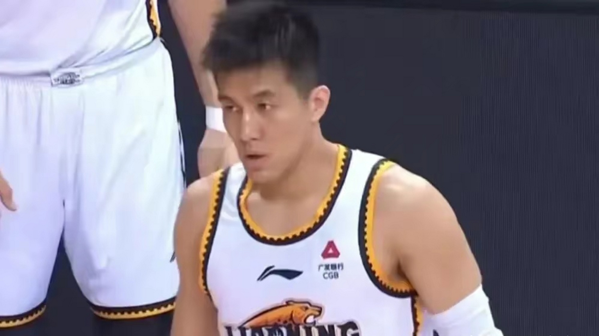 世俱杯-辽宁男篮客场失利,迎来挑战