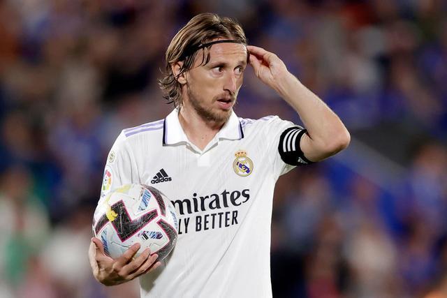 世俱杯时间-赫塔菲客场告捷,梦幻开局