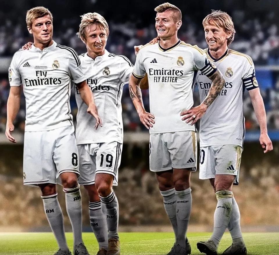 阿贾克斯独特风格，欧冠对手手足无措的简单介绍