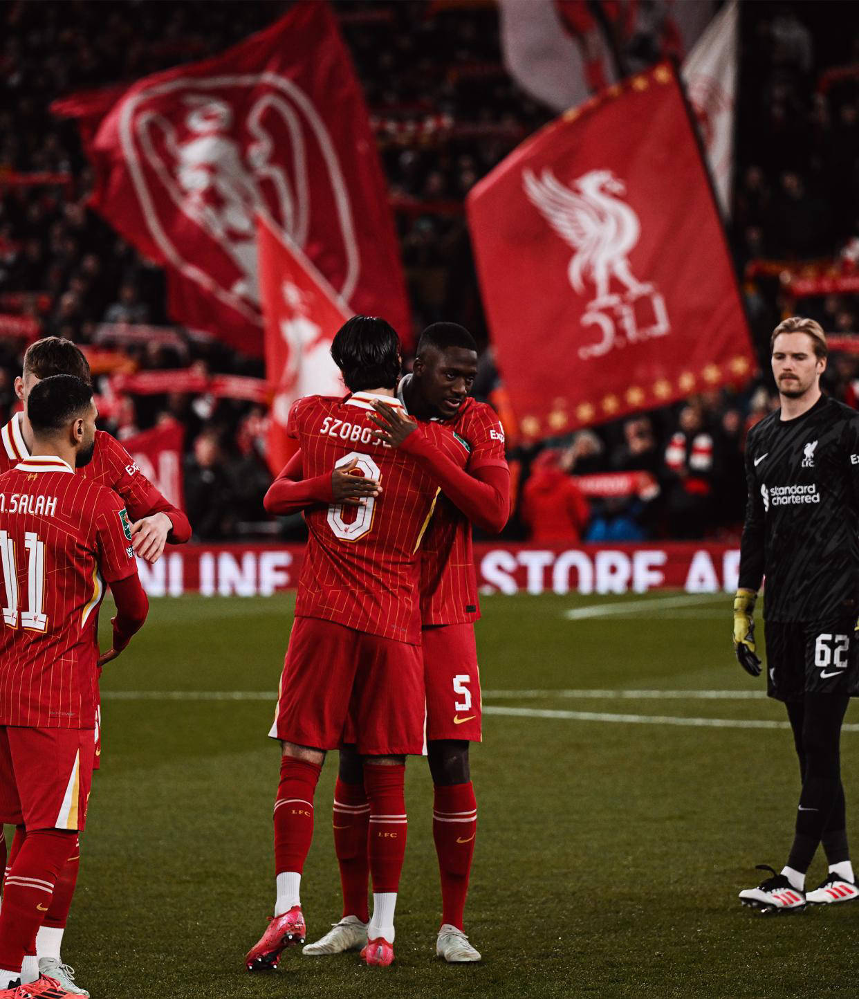 世俱杯-利物浦主场大胜，稳固不败纪录