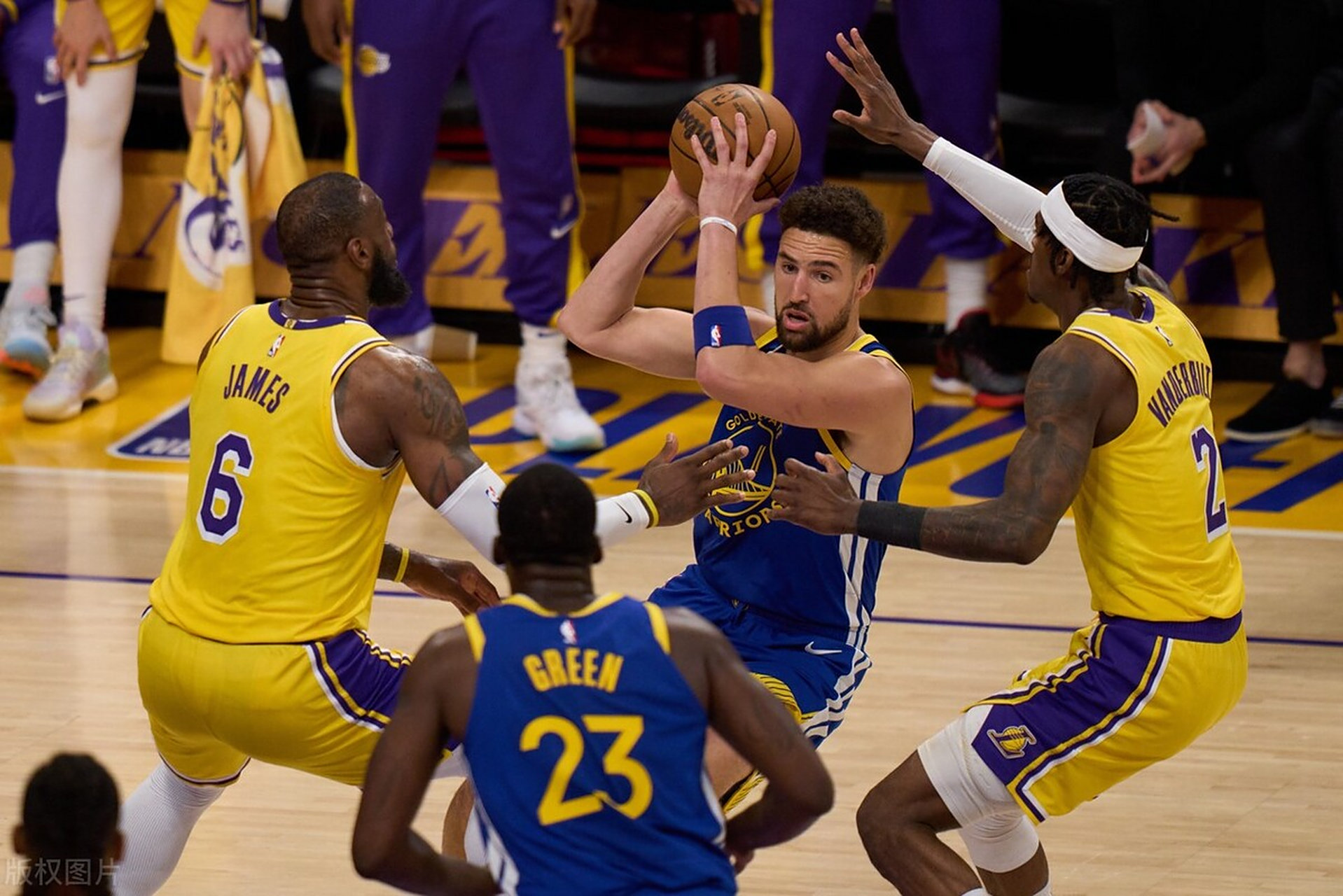 世俱杯-尼克斯主帅汤普森:我们要团结一致迎接挑战