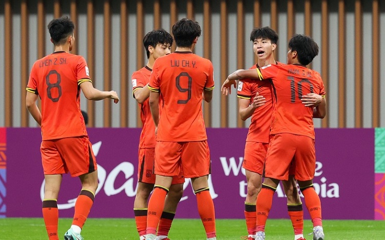 世俱杯决赛-足球赛事备受关注,中国足球正以日新月异的气象崭露头角的简单介绍