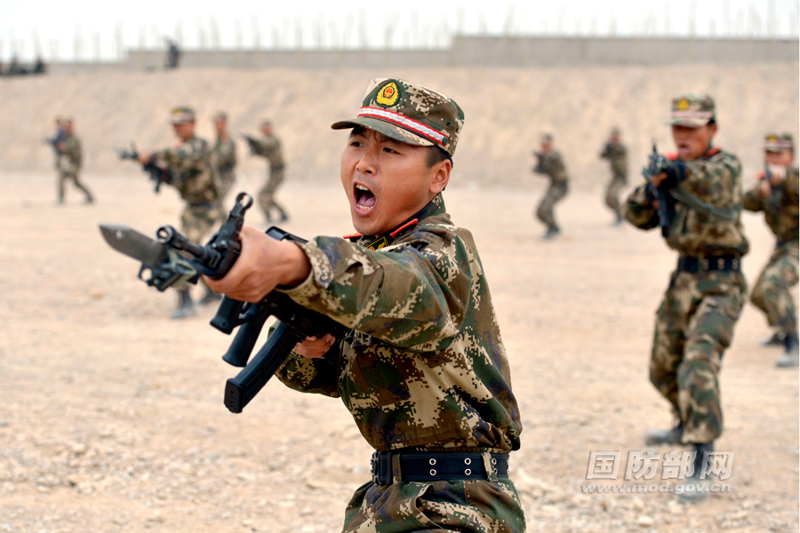 新疆队实地训练努力拼搏走向胜利 新疆队实地训练努力拼搏走向胜利