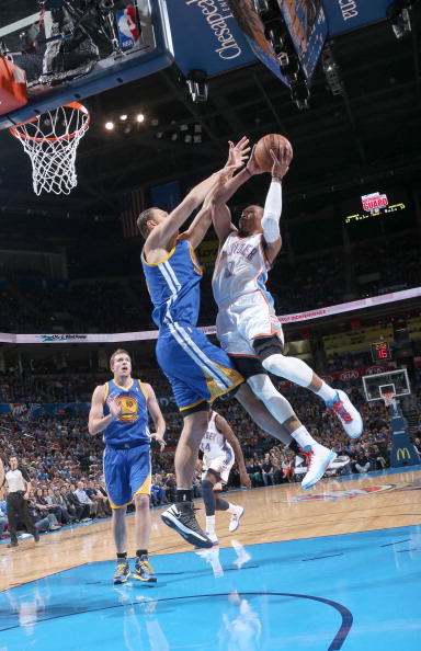 世俱杯-包含惊险比分胜出,队伍在激烈对抗中脱颖而出的词条