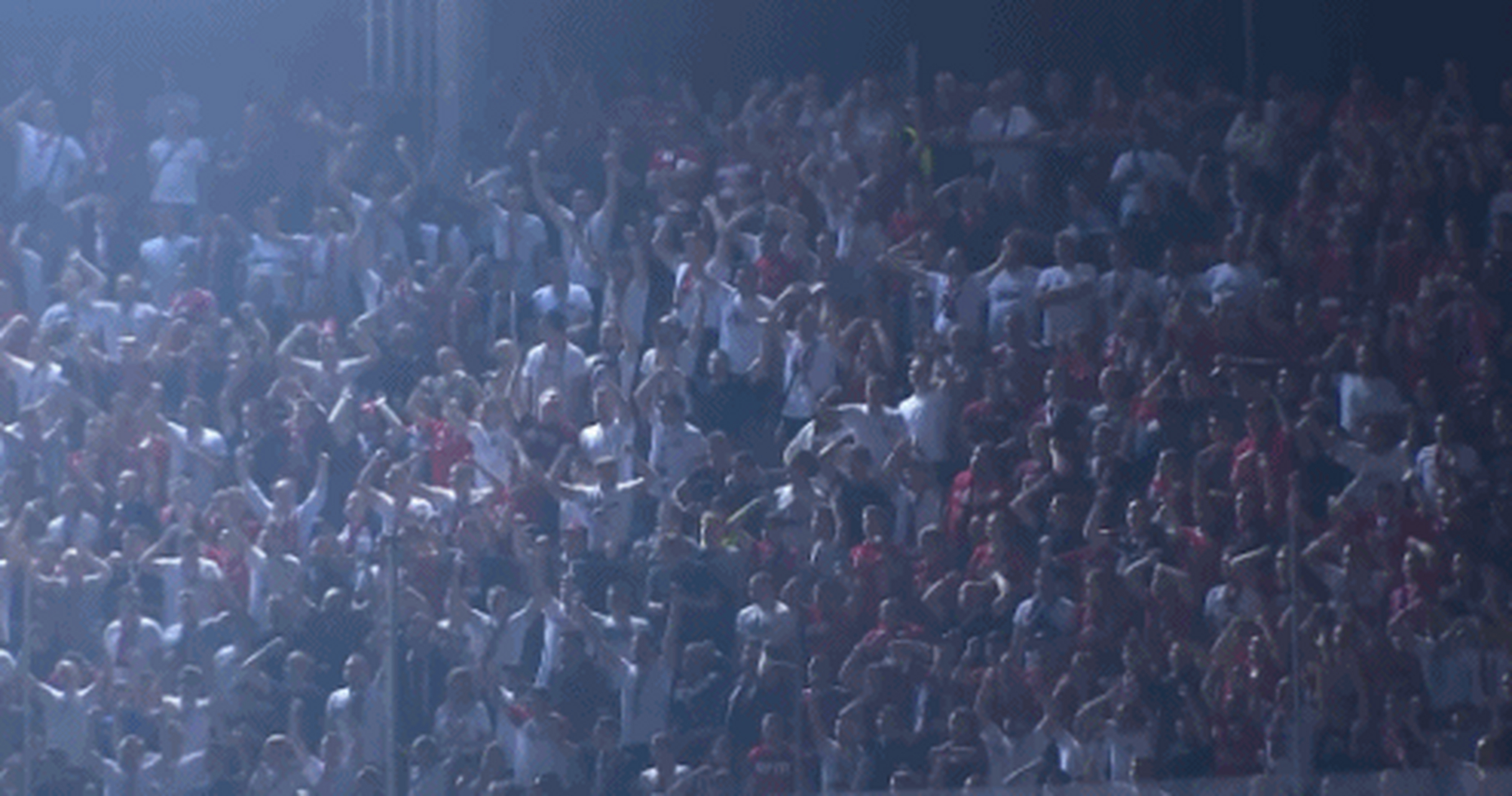 瓦朗谢纳惊险获胜,球队士气大振 瓦朗谢纳惊险获胜,球队士气大振