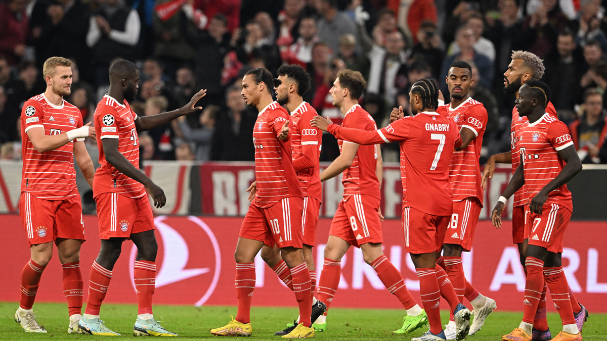 球员表现出色,球队获得耀眼胜利 球员表现出色,球队获得耀眼胜利