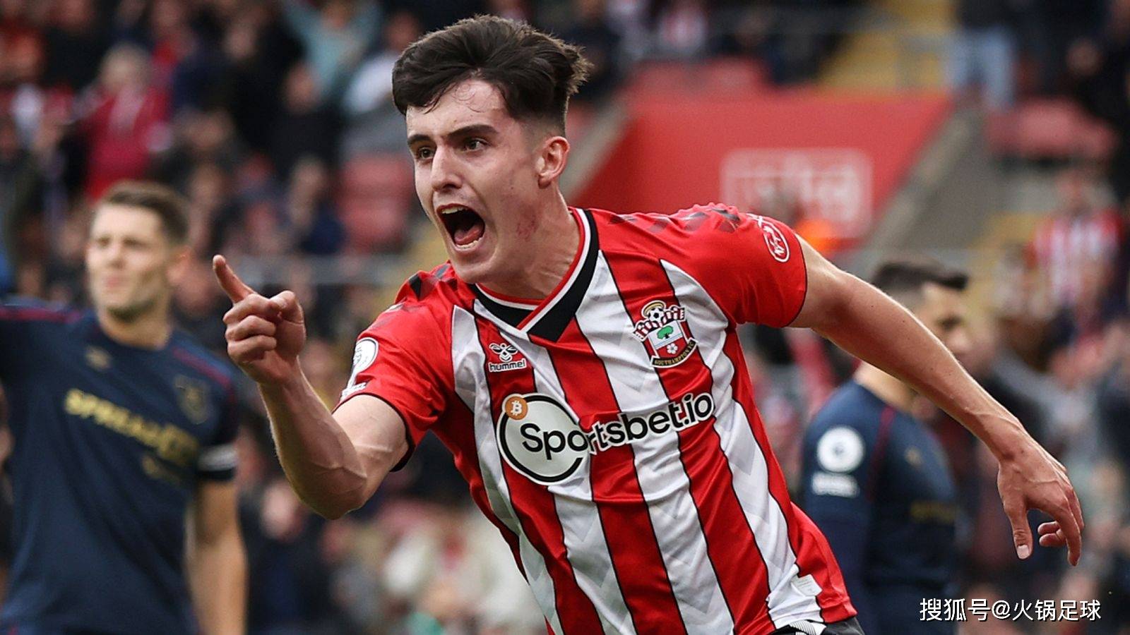 包含南安普顿大胜在望,斩获胜利的词条 包含南安普顿大胜在望,斩获胜利的词条