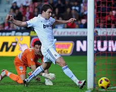 世俱杯2025-彼希战队主场比赛抢眼,高水平夺冠