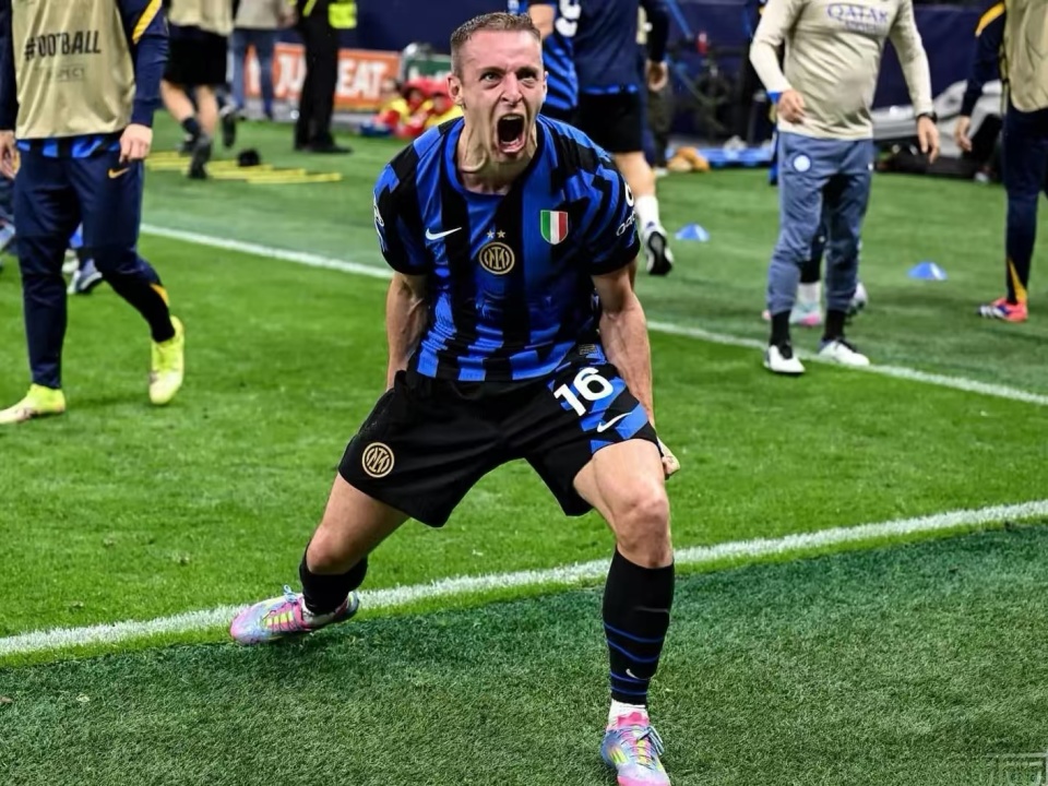 世俱杯分组-关于那不勒斯中后卫关键封堵,助球队取得胜利的信息