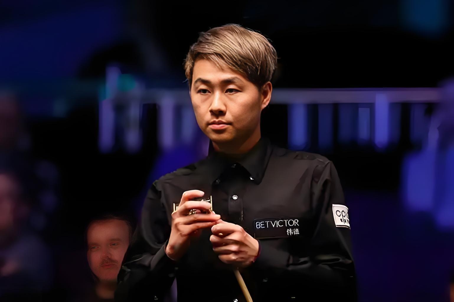 世俱杯直播-FLY碾压HKA,Ruler极限生还后反打强强对话2025世界赛,锁定晋级资格的简单介绍