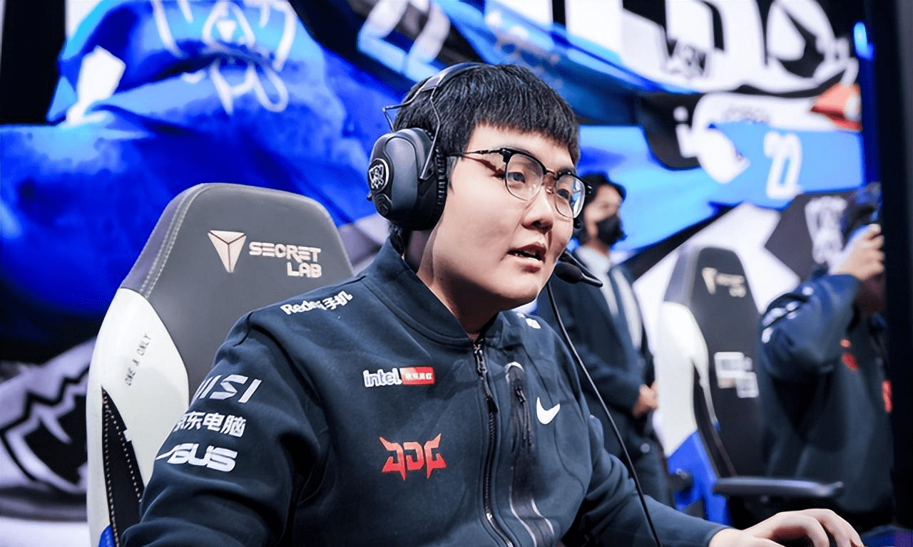 世俱杯改制-TES绝杀EG,Keria团战一打五宿命之战淘汰赛,成为赛场最大亮点