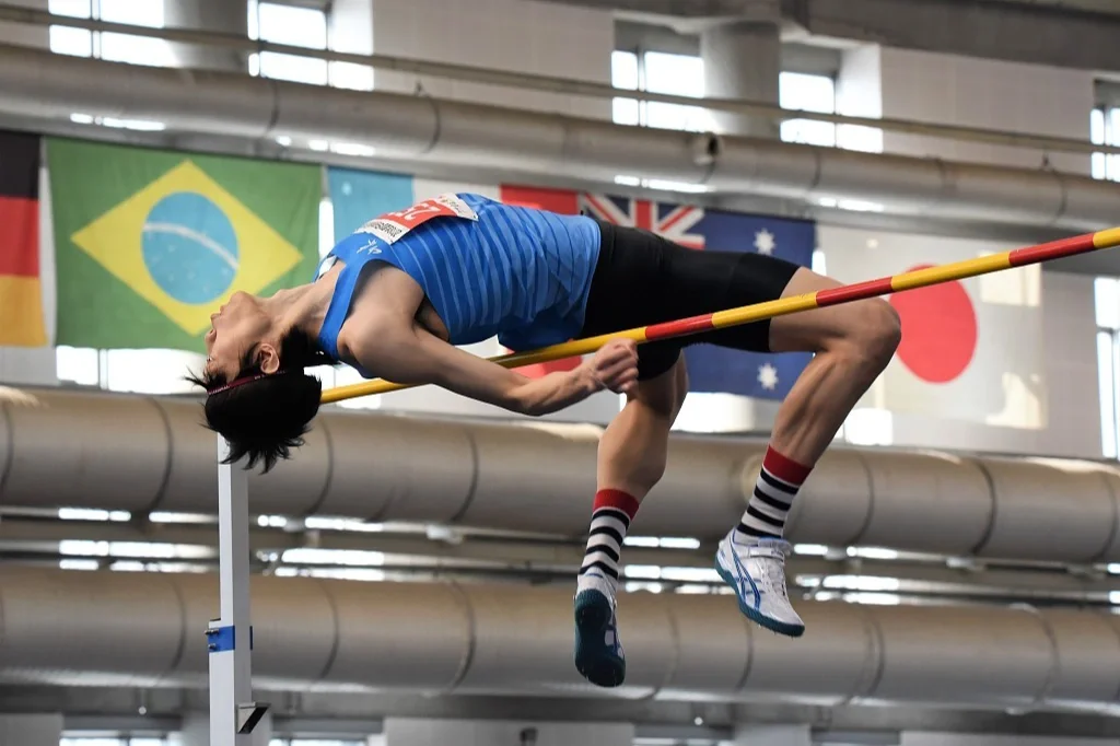意大利田径代表团飞速冲刺，冠军归来再圆梦