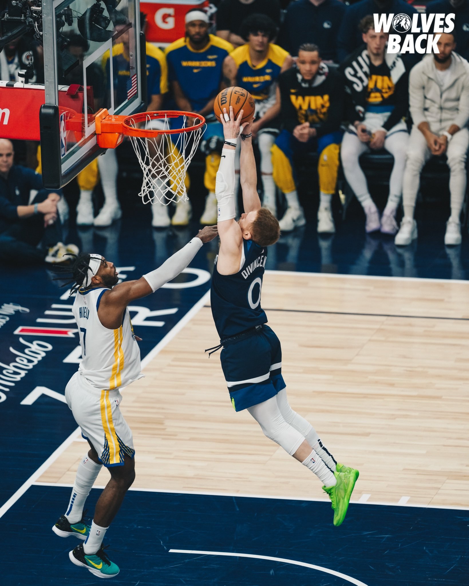 世俱杯分组-包含勇士击败国王,晋级西部决赛的词条