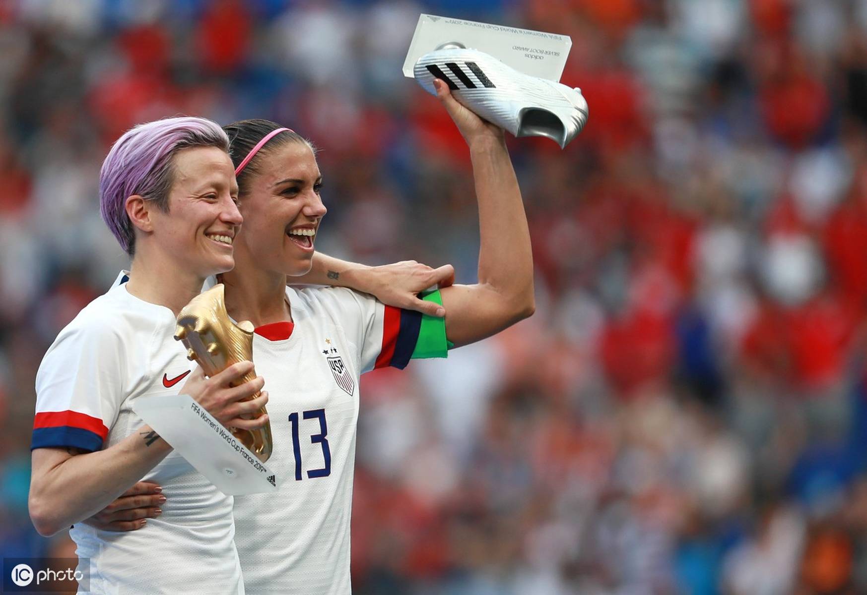 世俱杯2025-荷兰女足顶住压力,终以2-0战胜对手