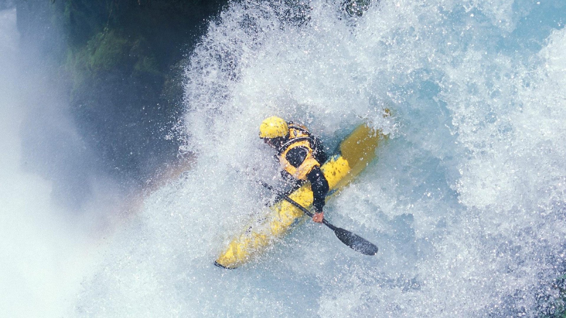 精密机器VS烈焰狂沙，AC米兰战术纪律为何不敌巴黎的巨星洪流？