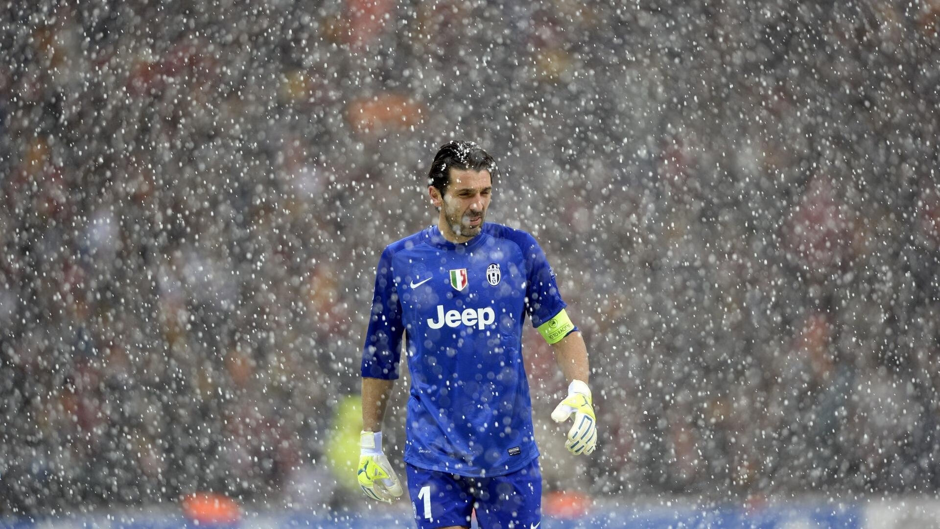 世俱杯-韩国险胜日本，石宇奇隔空施压，亚洲羽坛新三角暗战